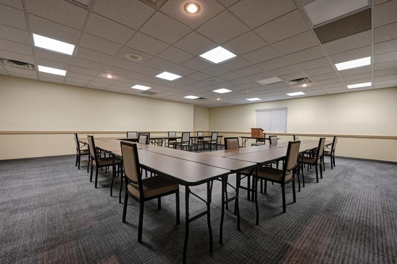 Country Inn & Suites By Radisson, Pierre, Sd Esterno foto