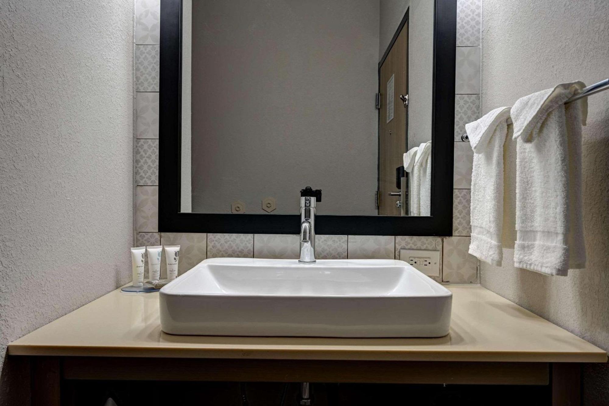 Country Inn & Suites By Radisson, Pierre, Sd Esterno foto
